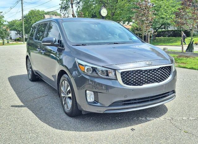 2017 Kia Sedona