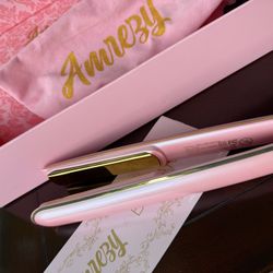 Amrezy X Bellami Pink Gold Flat Iron 