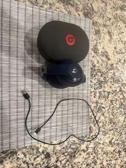 Beats Studio Over-Ear Wireless Headphones Navy