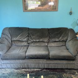 Blue-Grey Couch/Pull-Out Bed