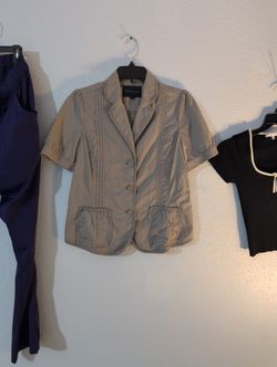 Women's Clothes 