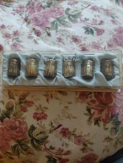 ANTIQUE VINTAGE STERLING SILVER SALT CHEKERS BOX WITH 6.