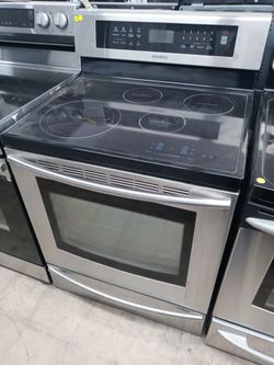 Samsung stainless steel induction glass-top stove - Free delivery