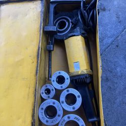 REMS AMIGO 2 Pipe Threader