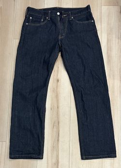 Levi’s 505 32 x 30 Regular Fit Dark Blue Jeans - Great Condition!