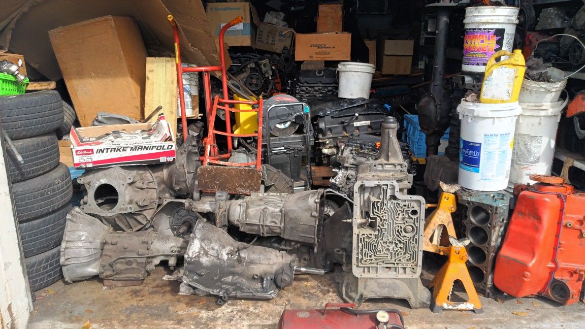Garage Sale- Auto Repair Shop Stuff, Tools, Engines, Tons of Parts!