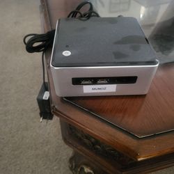Intel NUC PC