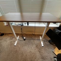 Maple 1in Thick 55in x 28inch Standing Desk