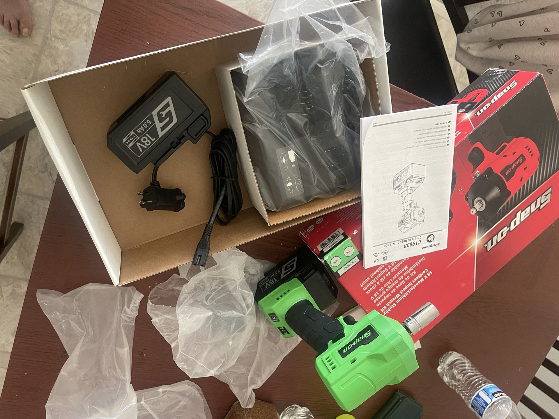 3/8 SNAP ON 18V Stubby Cordless Impact Wrench