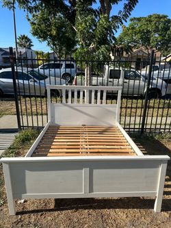 White ikea Hemnes queen bed frame