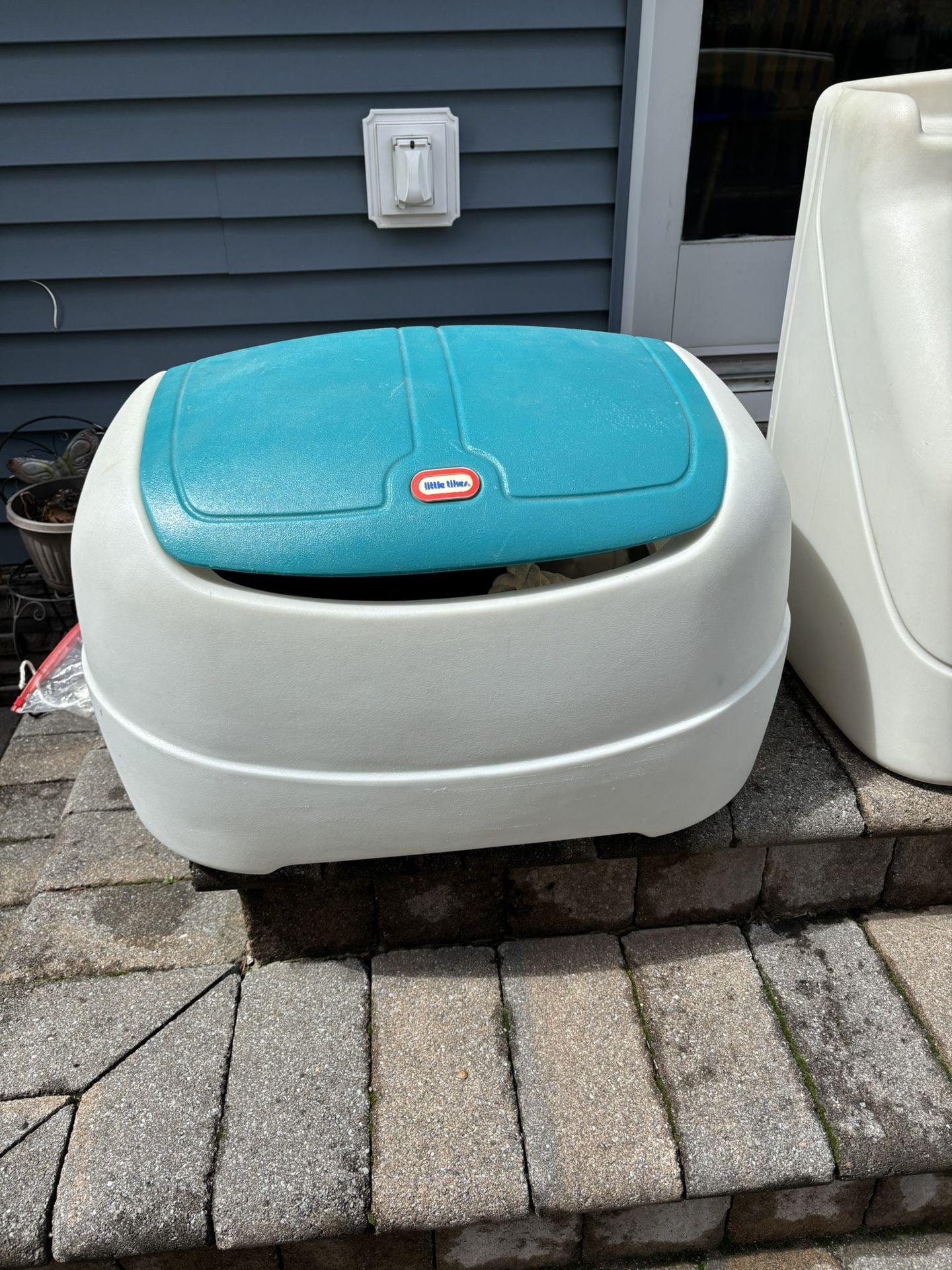Little Tykes Toy Chest