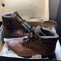 Hytest safety work boots.