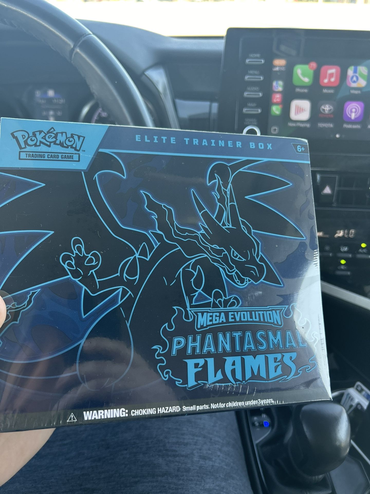 Elite trainer Box PHANTASMAL Flames