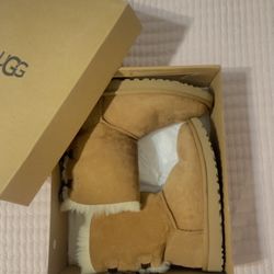UGG Bailey Bow Boots 🎀