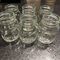 6 Avent Glass Bottles