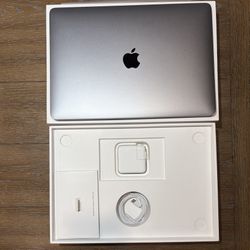 MacBook Air A1932 in excellent condition