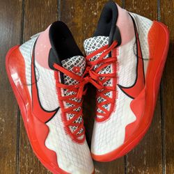 Size 15 - Nike KD 12 YouTube CQ7731 900 hardly worn no box mint condition 