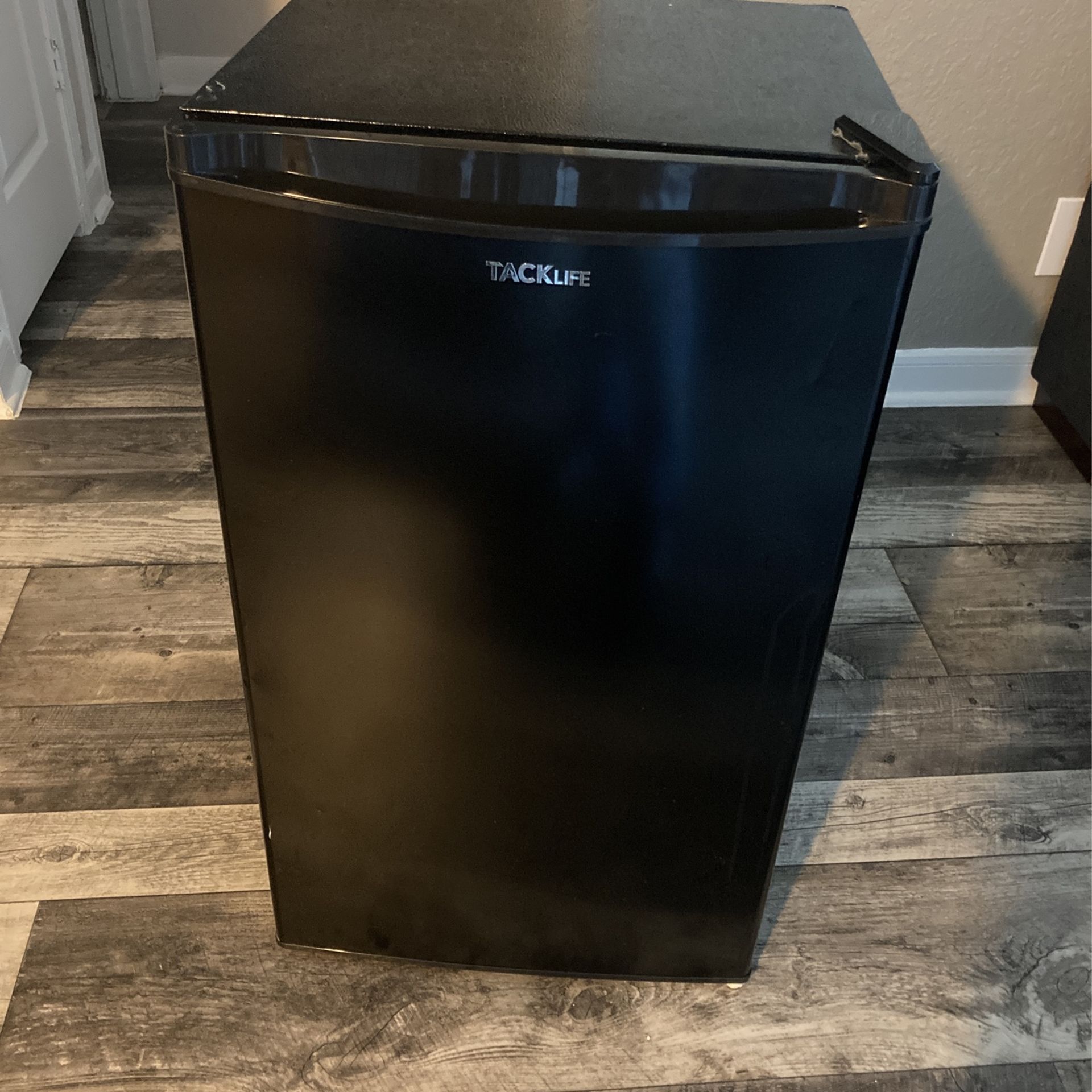 Tacklife Mini Fridge