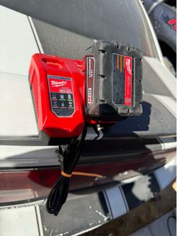Milwaukee M18 5.0 Battery and Rapid Charger great condition