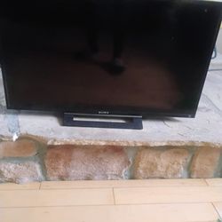 Sony 32" TV 