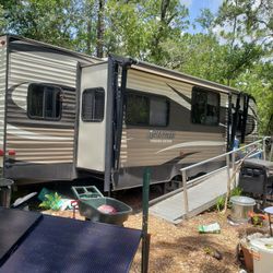 Rv 35 Feet