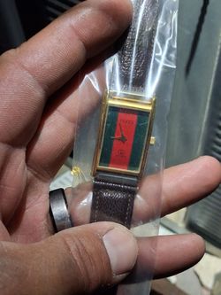 1980 vintage Gucci watch