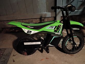 Razor mini dirt bike