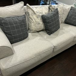 Matching Sofa and Loveseat