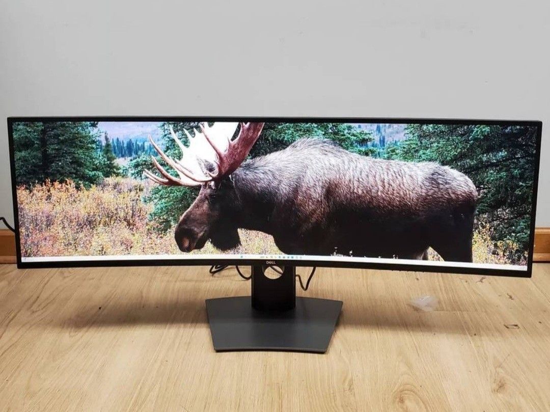 Dell UltraSharp 49" QHD Wide 1440p Curved Monitor (U4919DW)
