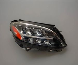 2019 2020 2021 MERCEDES C-CLASS RIGHT HEADLIGHT USED OEM 4 Pin SHELL A(contact info removed)