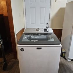 MAYTAG WASHER XL CAPACITY GOOD CONDITION HEAVY DUTY DELIVERY AVAILABLE FOR EXTRA FEE WE DO REPAIRS 