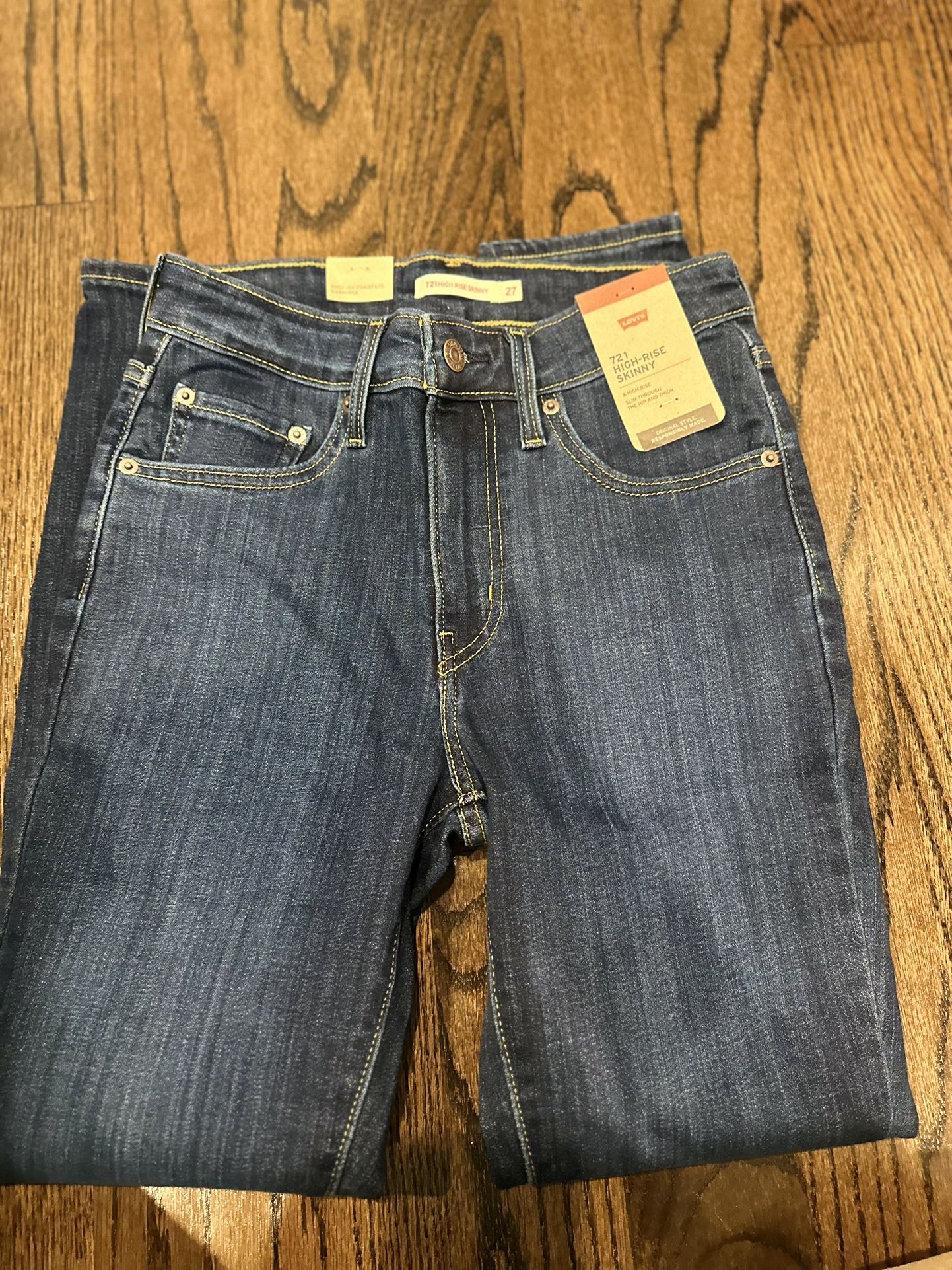 Women’s Levis 721 27x28