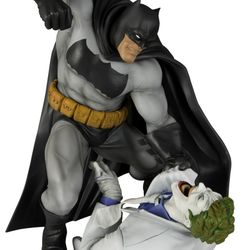 Batman Statue The Dark Knight Returns Kotobukiya Rrtfx Batman Vs Joker Make An Offer Pick Up In Cypress 
