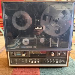 AKAI X-1810D Reel To Reel 8-Track & Cassette Recorder/Player. Tested-Works!