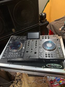 Denon prime 2 and pionner  XDJ-RX2