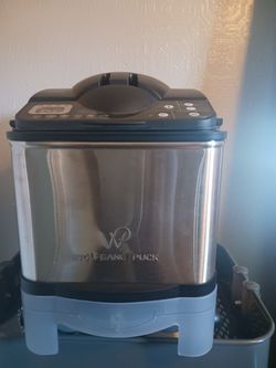 Deep Digital Fryer (Wolfgang Puck) (Never Been Used)