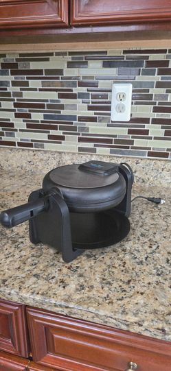 Waffle maker
