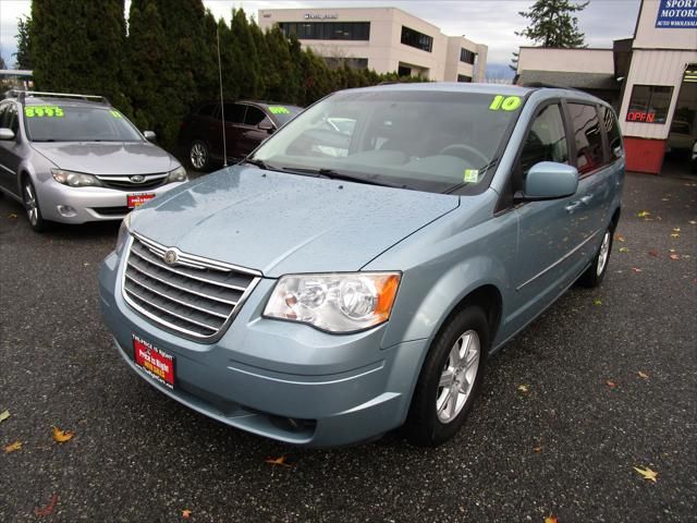 2010 Chrysler Town & Country