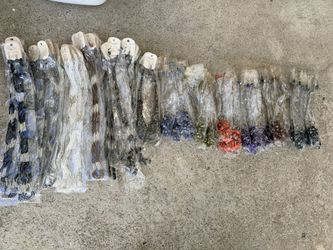 Bag Of New Fashion necklaces (Bundle)