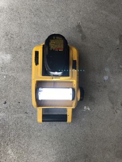 Dewalt Light 15000 Linens