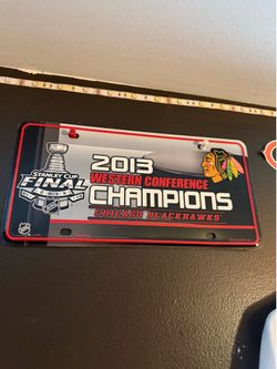 Blackhawks plate