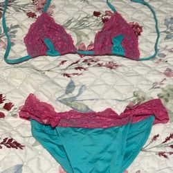 Beach Bunny Bikini 