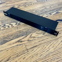 Furman M-8x2 power conditioner surge protector