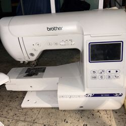 Brother Se1900 Embroidery And Sewing Machine