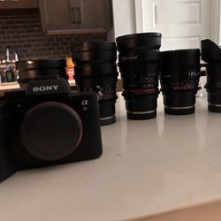 There Is No Box For This Item **BUNDLE**Sony A7S3 With Lenses, Batteries, And camera Bag