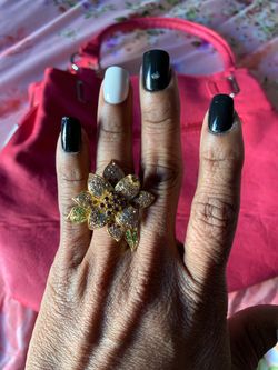 Anillo con una rosa comprado en Ma’cys