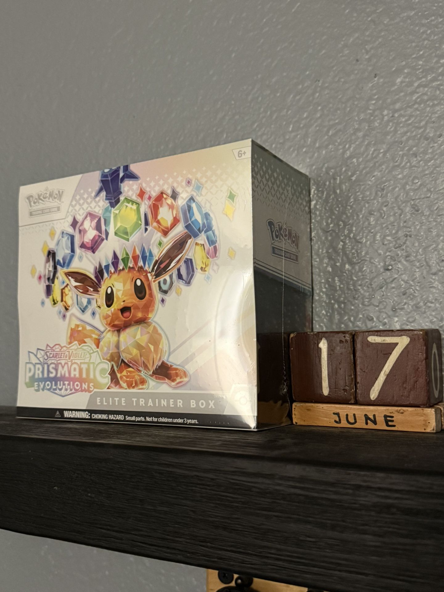 Pokemon Prismatic Evolutions ETB (Trading)