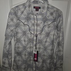 Cowgirl Rock and Roll shirt size Small NWT 