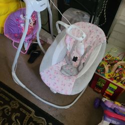 Ingenuity Baby Vibrating Swing