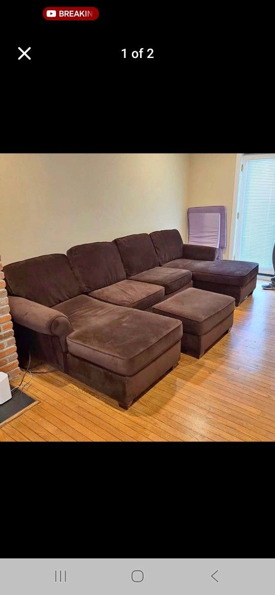 Sofa/ Sectional